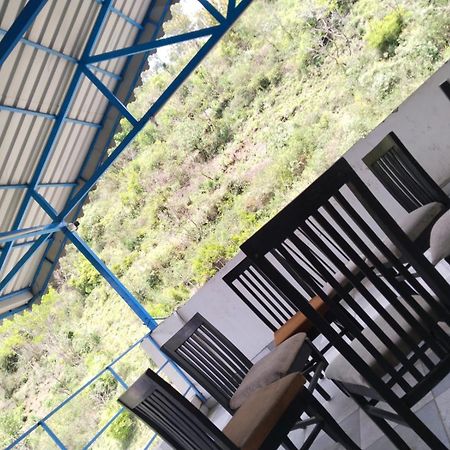 Abuzz Oxfordcaps Chanakya Hostel Solan Bagian luar foto